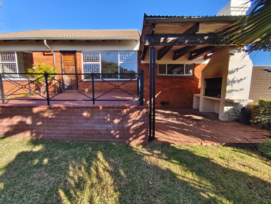 To Let 3 Bedroom Property for Rent in Langenhovenpark Free State